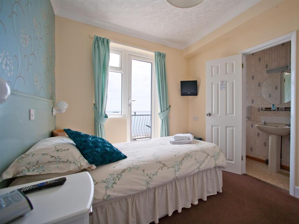 The Aqua Bed & Breakfast Shanklin Exterior photo